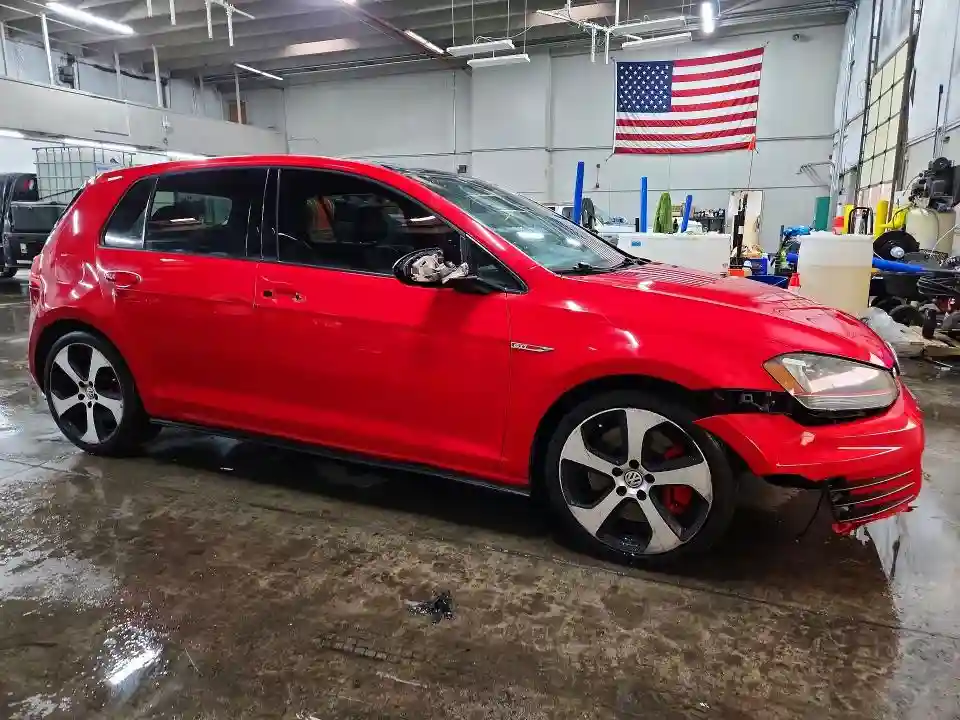 3VW547AU5GM021564 2016 VOLKSWAGEN GTI-3
