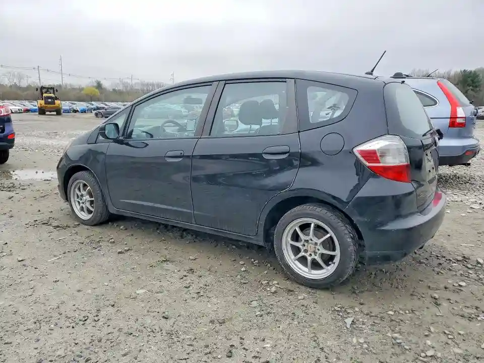 JHMGE8H21AS001621 2010 HONDA FIT-1