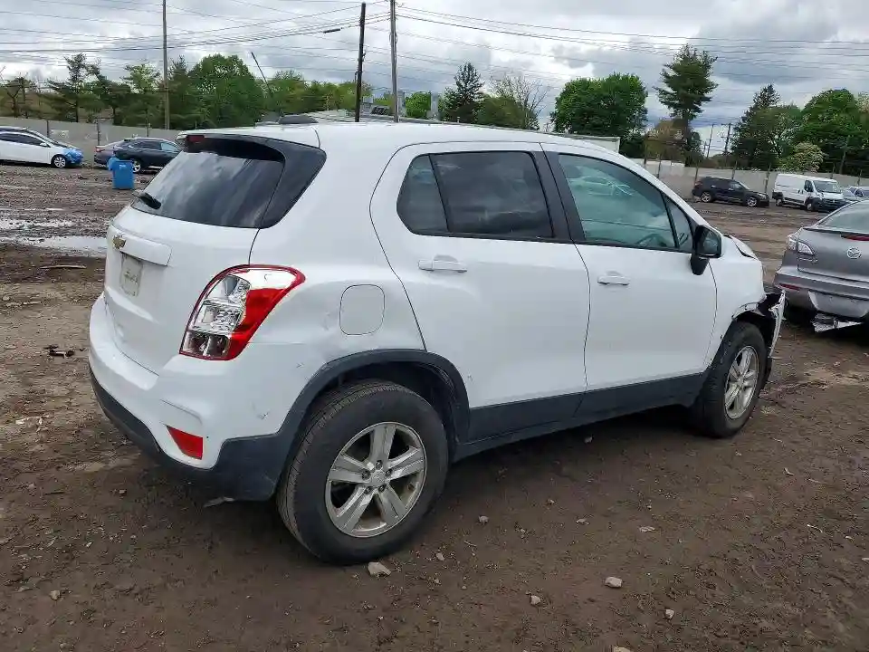 3GNCJNSB3LL304329 2020 CHEVROLET TRAX-2