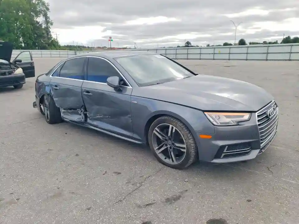 WAULMAF40JN010448 2018 AUDI A4-3