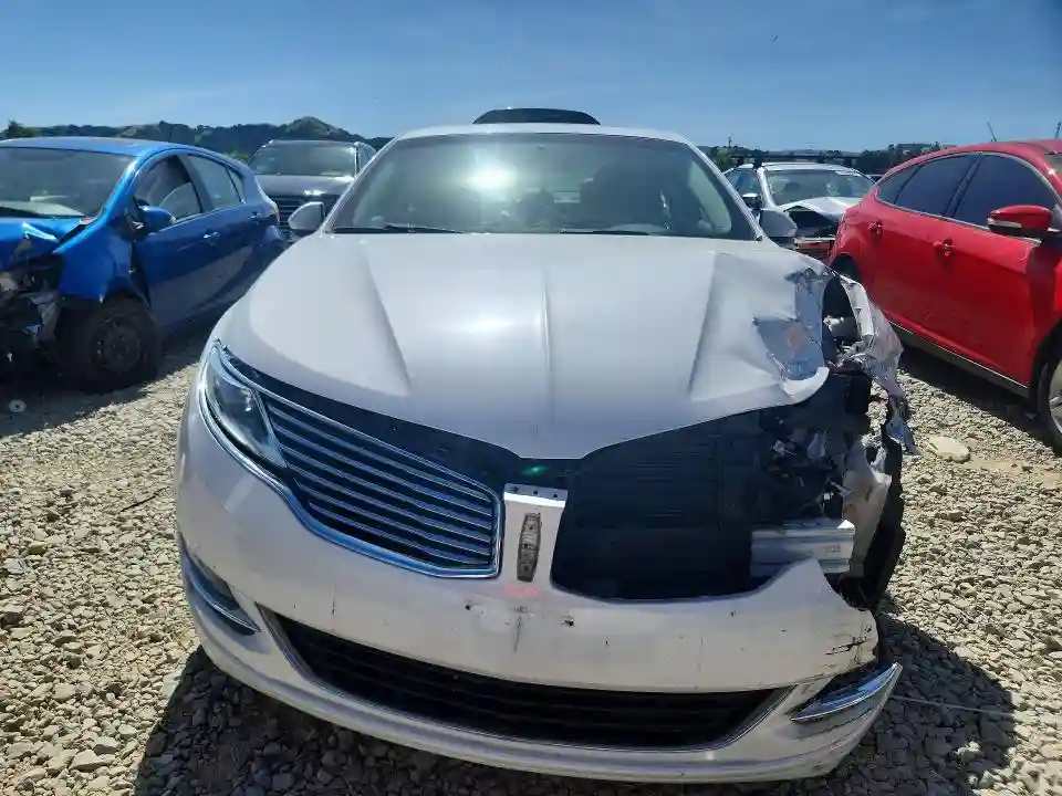 3LN6L2LU8ER821958 2014 LINCOLN MKZ-4