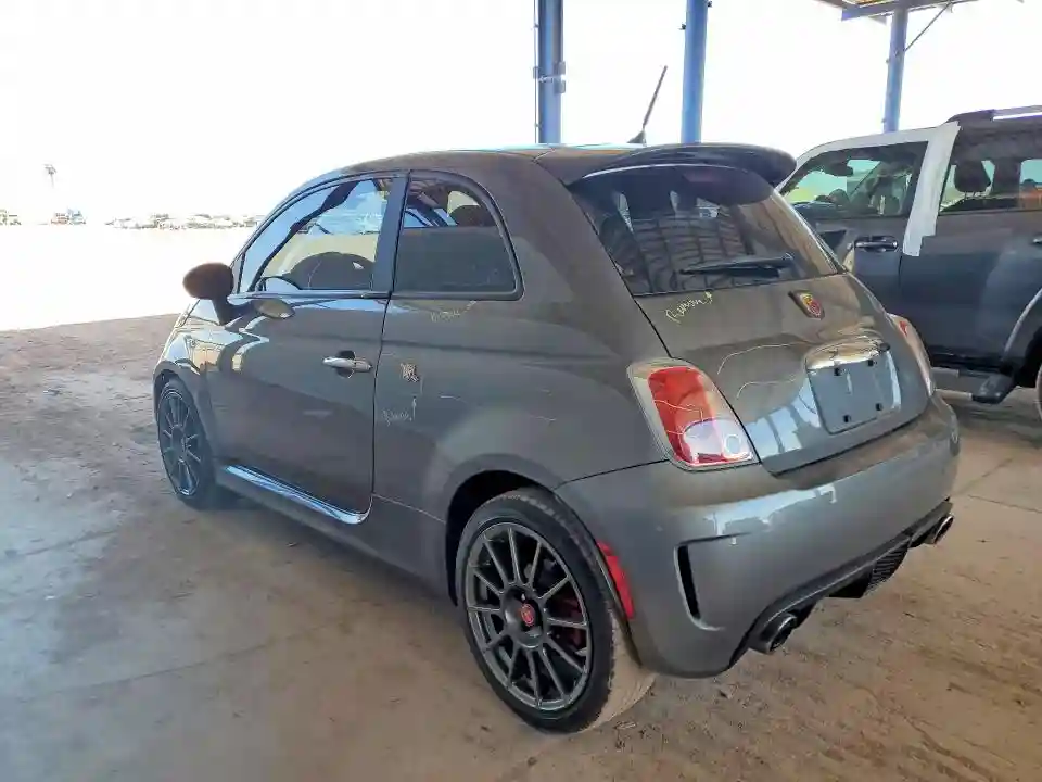 3C3CFFFH2CT380286 2012 FIAT 500-1