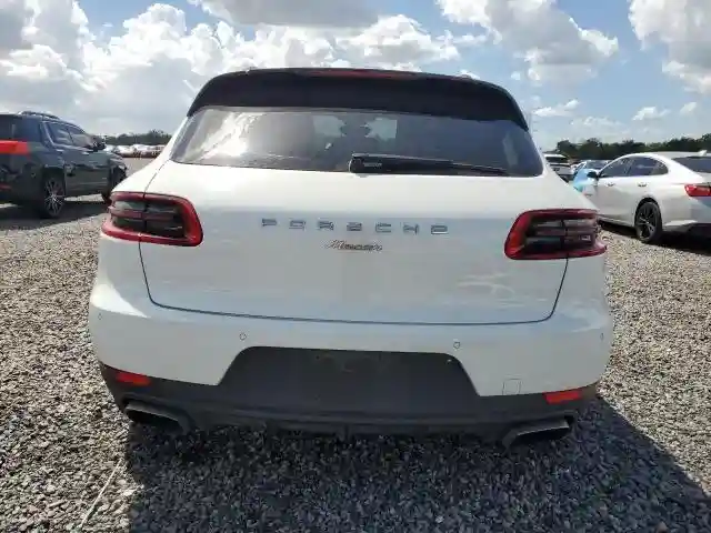 WP1AA2A53JLB03192 2018 PORSCHE MACAN-5