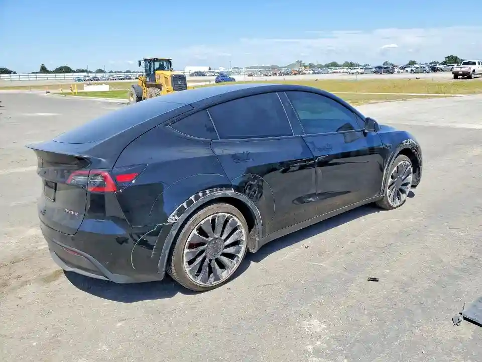 7SAYGDEF5RF048615 2024 TESLA MODEL Y-2