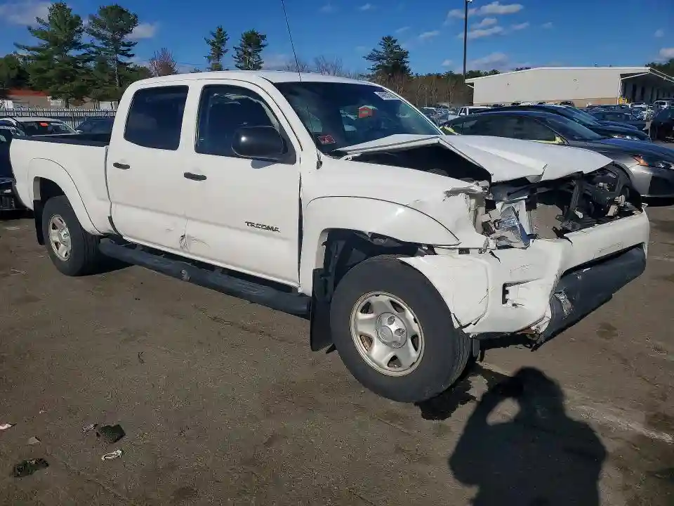 3TMMU4FN7FM074120 2015 TOYOTA TACOMA V6-3