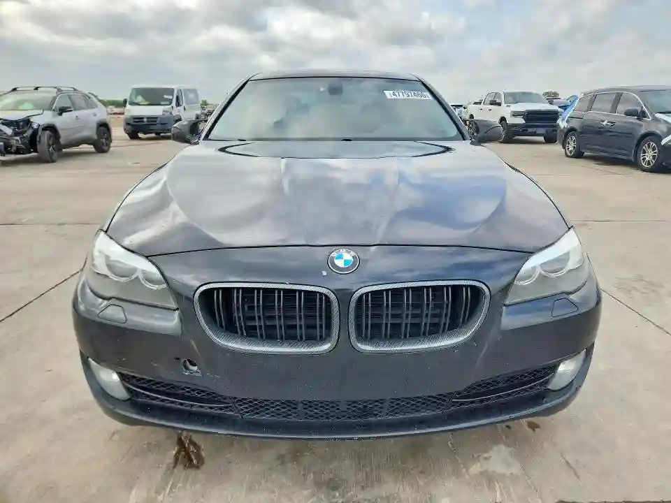 WBAFR9C57BC758217 2011 BMW 5 SERIES-4