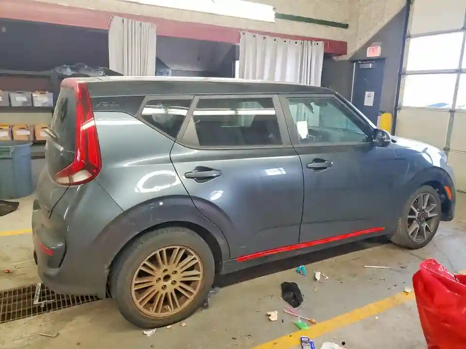 KNDJ63AU3L7085644 2020 KIA SOUL-2