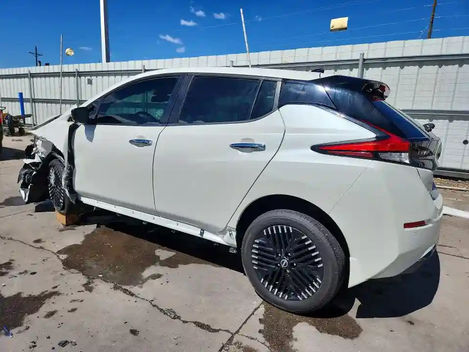 1N4CZ1CVXRC553532 2024 NISSAN LEAF-1