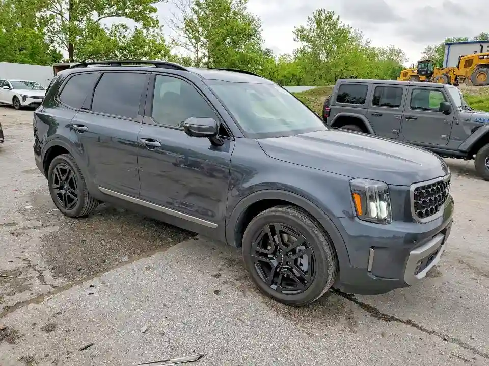 5XYP5DGC6PG382112 2023 KIA TELLURIDE-3
