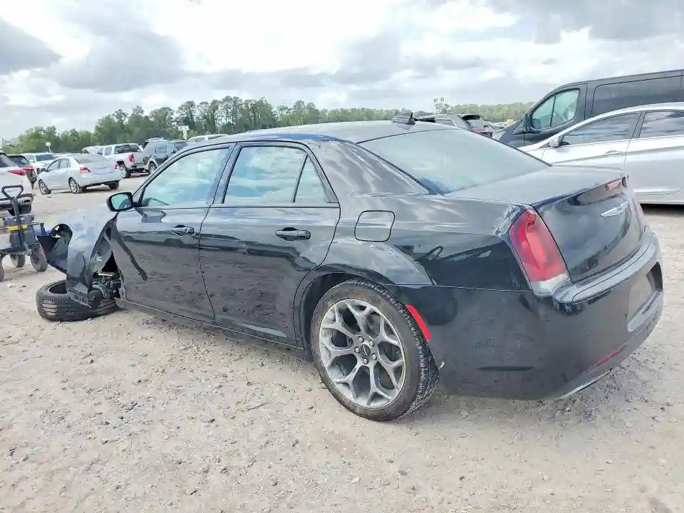 2C3CCABG6HH512068 2017 CHRYSLER 300-1