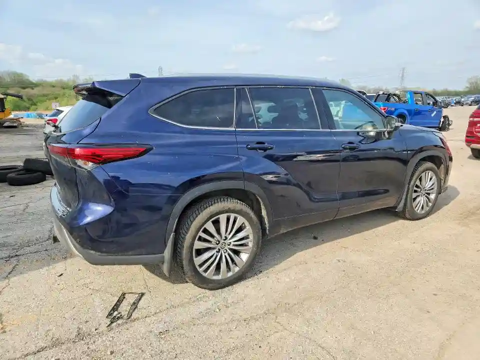 5TDFZRBH9NS229160 2022 TOYOTA HIGHLANDER-2