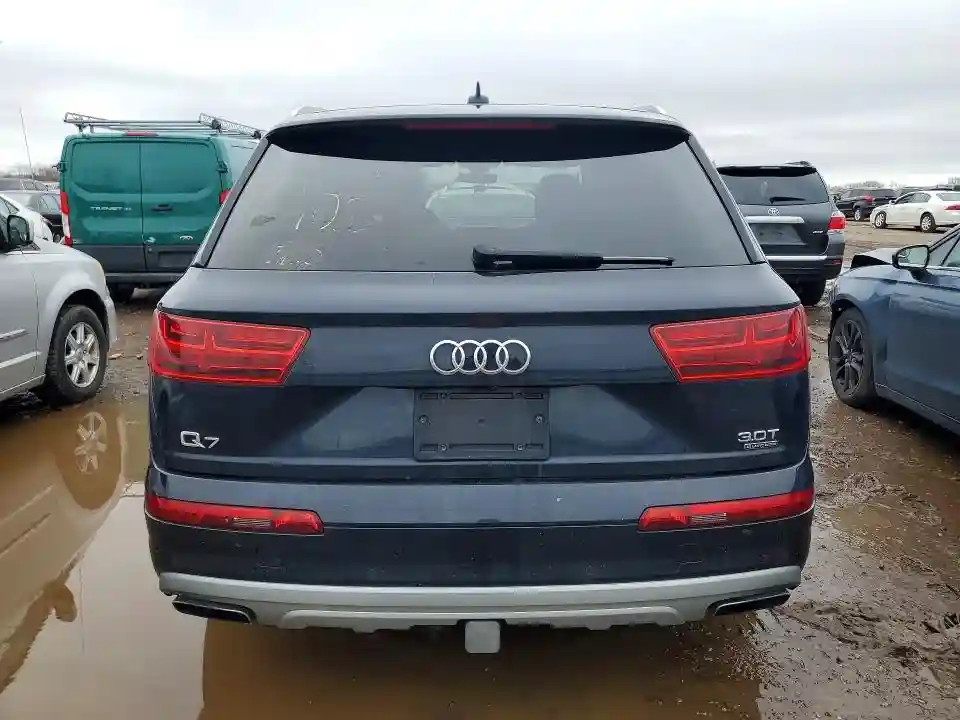 WA1LAAF78HD025022 2017 AUDI Q7-5