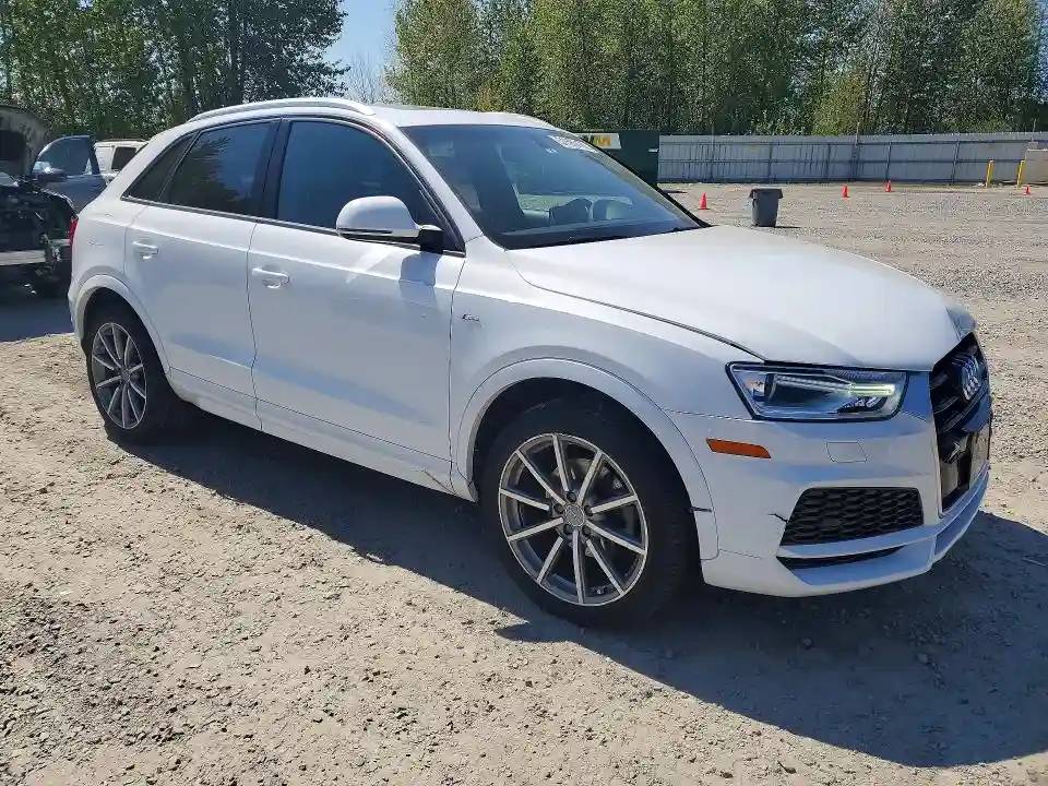 WA1BCCFS6JR033442 2018 AUDI Q3-3