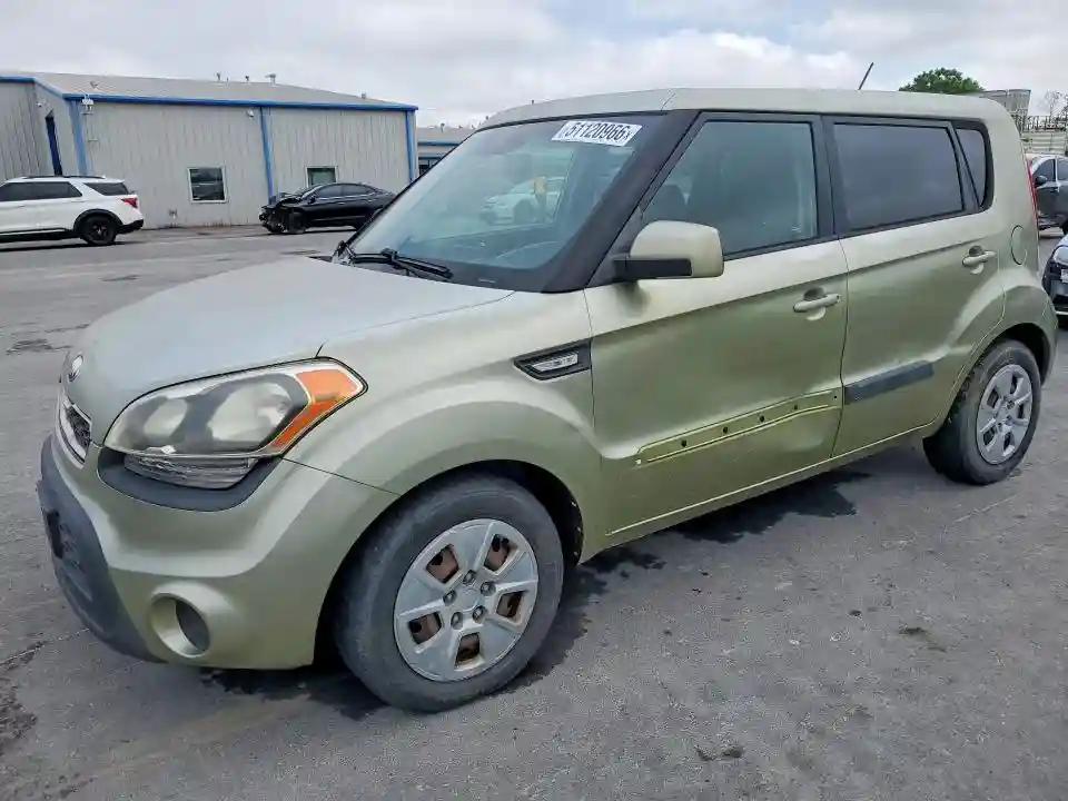 KNDJT2A52D7535409 2013 KIA SOUL BASE-0