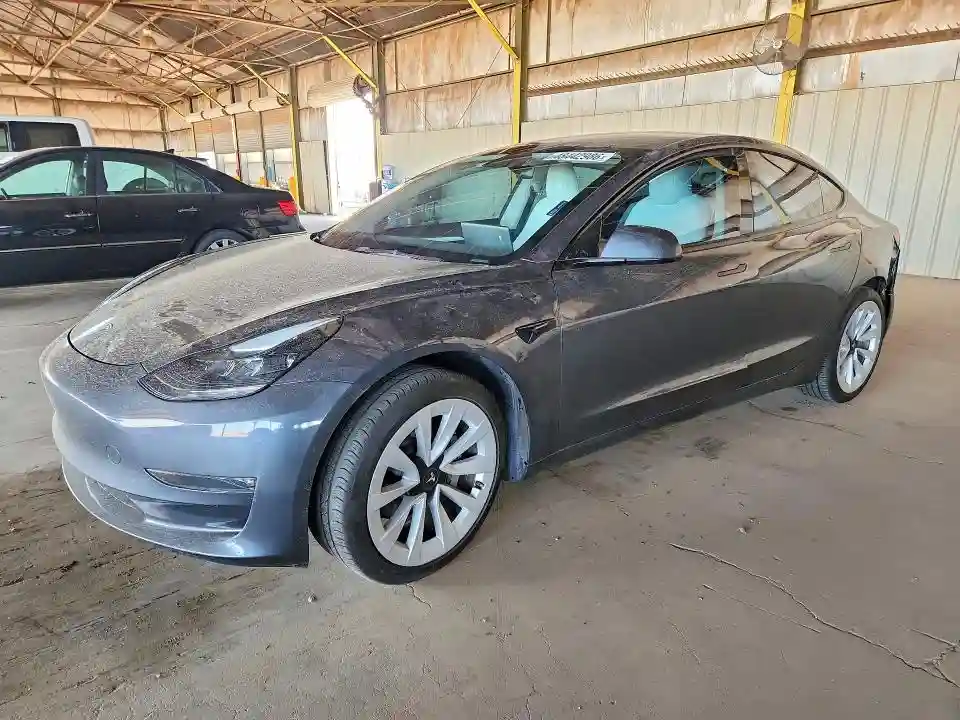 5YJ3E1EB2PF661541 2023 TESLA MODEL 3-0
