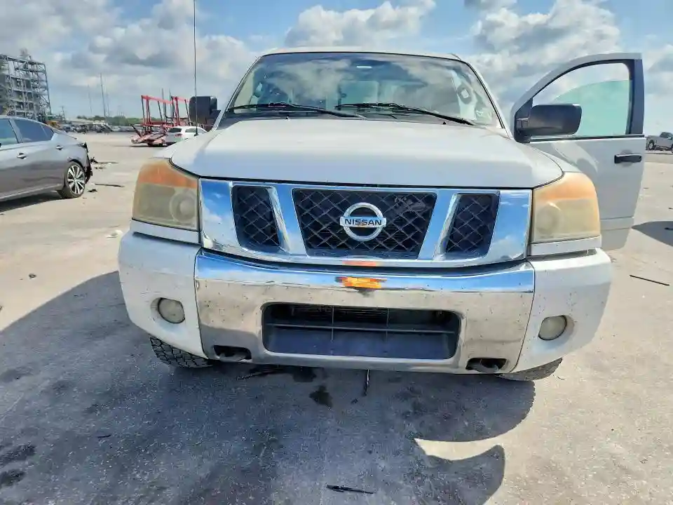 1N6AA0CC5CN326498 2012 NISSAN TITAN-4