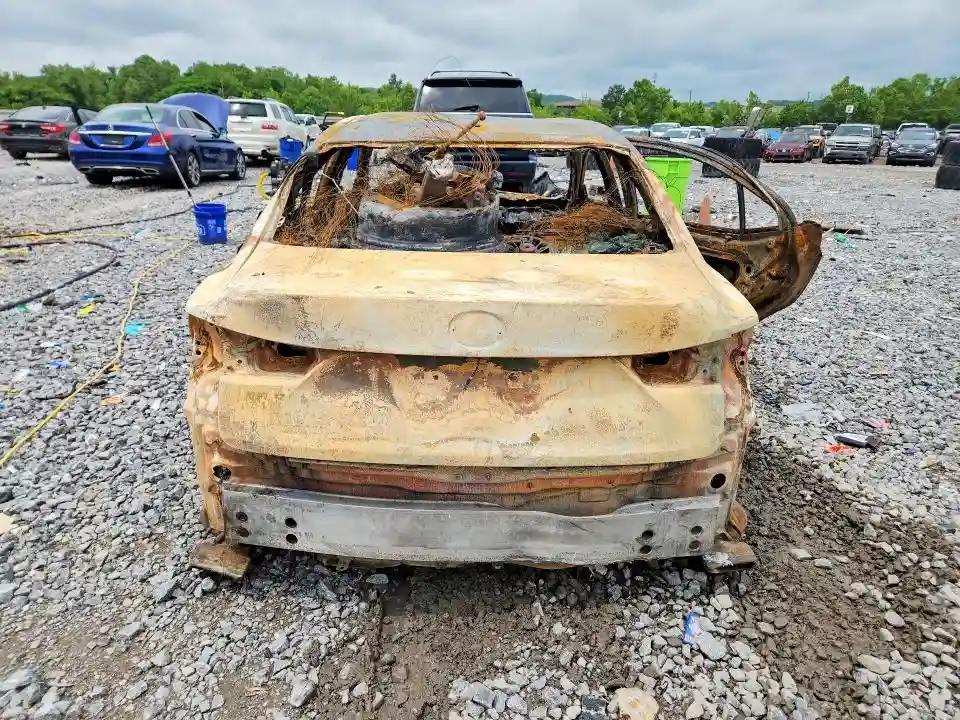 JTHBA1D20J5082788 2018 LEXUS IS-5