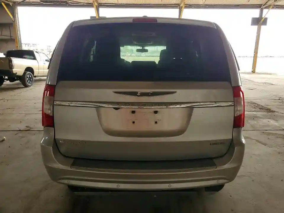 2A4RR6DG6BR690119 2011 CHRYSLER MINIVAN-5