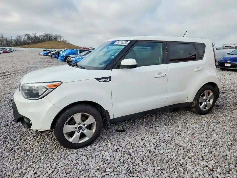 KNDJN2A21J7543559 2018 KIA SOUL BASE-0