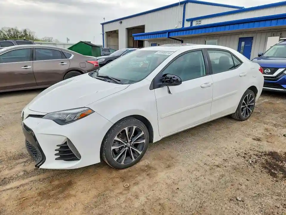 2T1BURHE2JC058734 2018 TOYOTA COROLLA-0