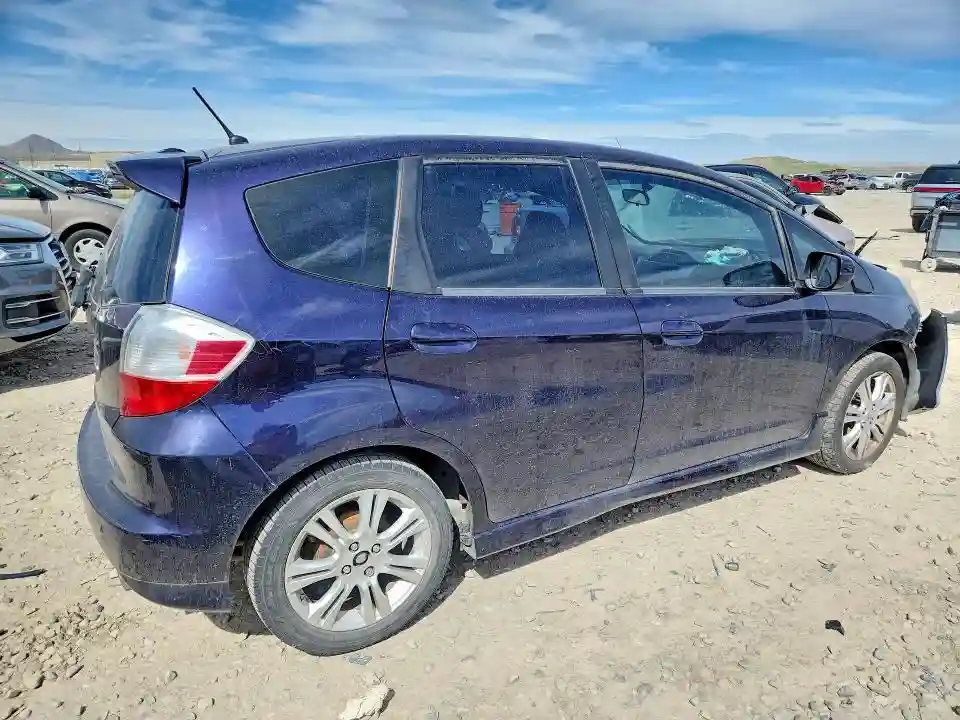 JHMGE8H40AC031303 2010 HONDA FIT-2