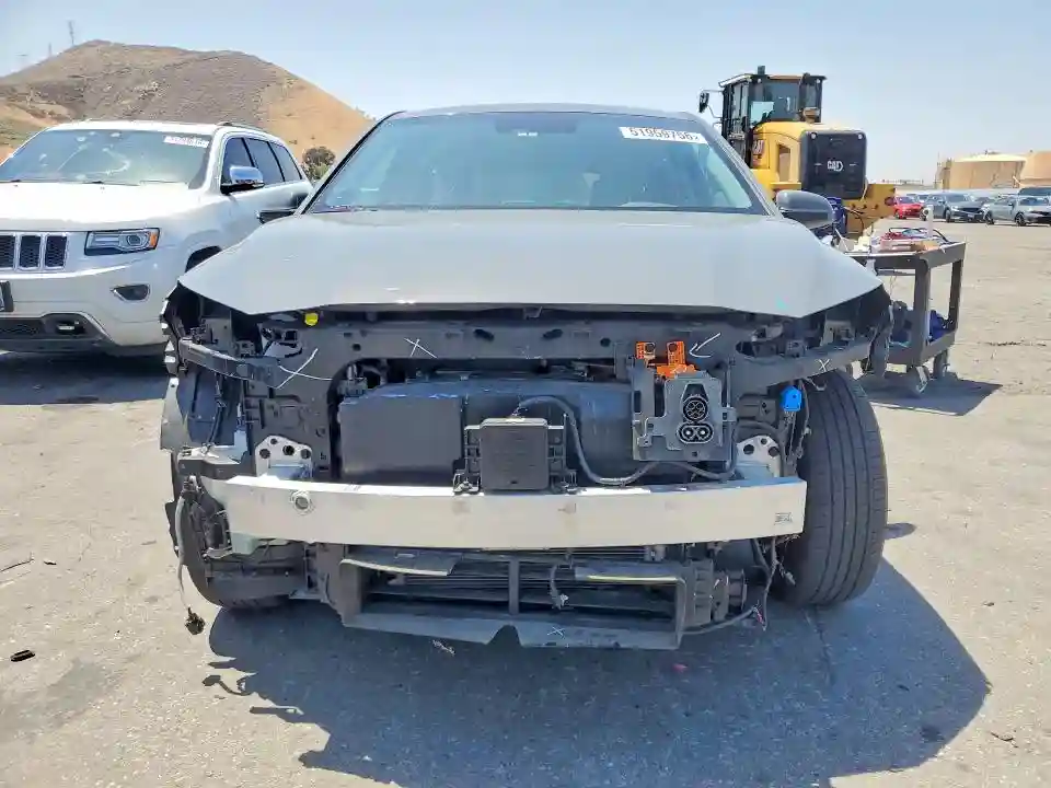 KM8K23AG2PU183724 2023 HYUNDAI KONA-4