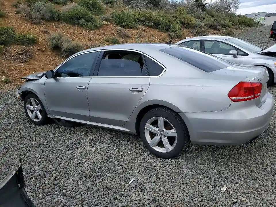 1VWAS7A3XEC044929 2014 VOLKSWAGEN PASSAT-1