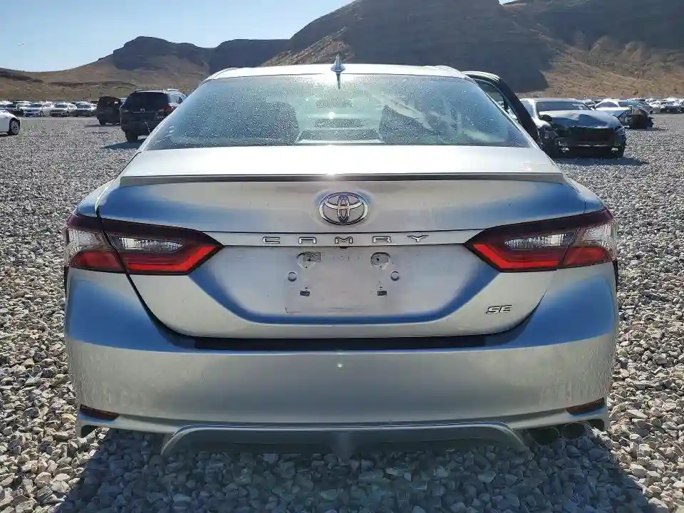 4T1G11AKXMU543304 2021 TOYOTA CAMRY-5