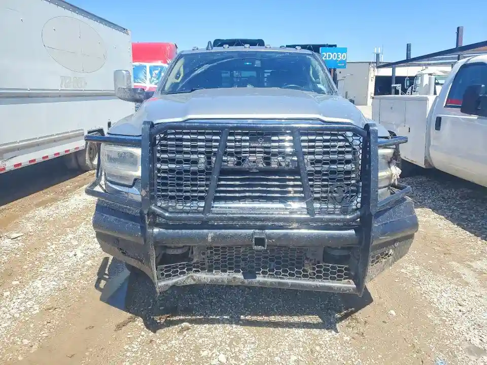 3C7WRTCL9NG360154 2022 RAM 3500 LARAM-4