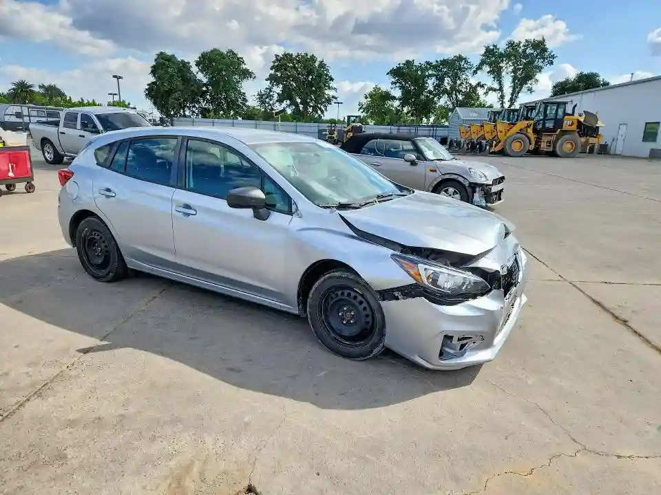 4S3GTAA65H1729020 2017 SUBARU IMPREZA W/-3
