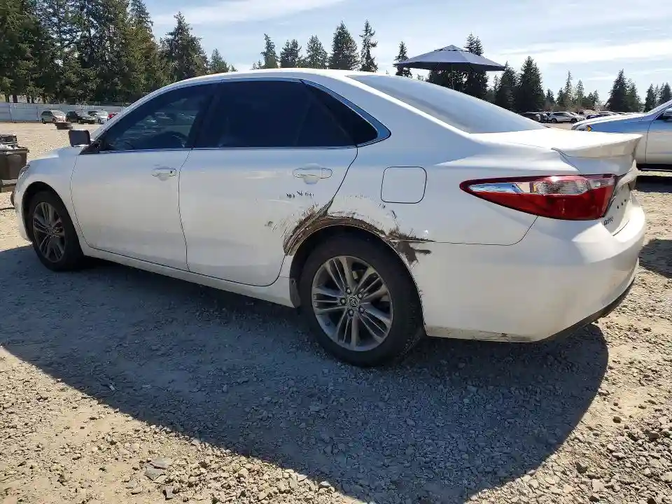 4T1BF1FK5GU166809 2016 TOYOTA CAMRY-1