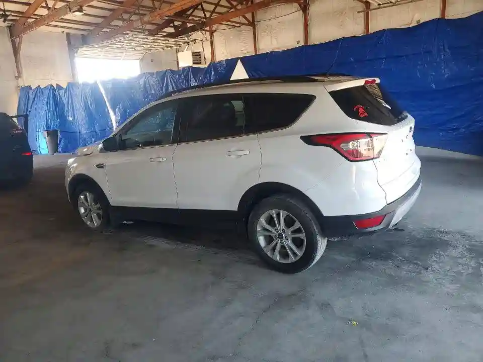 1FMCU0GD4JUA48021 2018 FORD ESCAPE-1