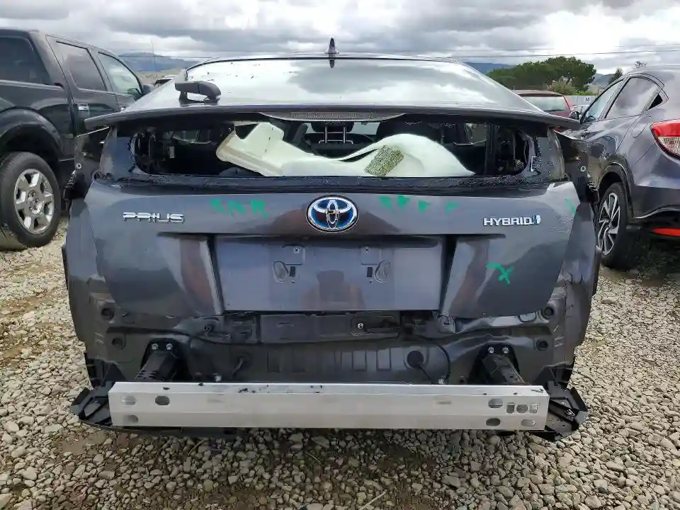 JTDKARFU2H3534812 2017 TOYOTA PRIUS-5