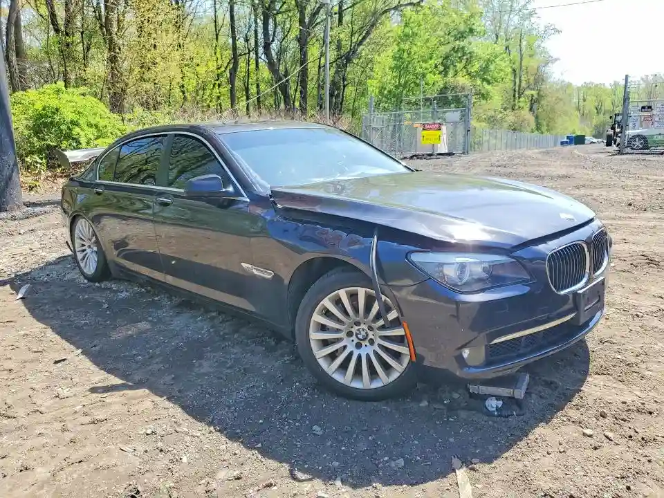 WBAKC8C53CC435360 2012 BMW 7 SERIES-3