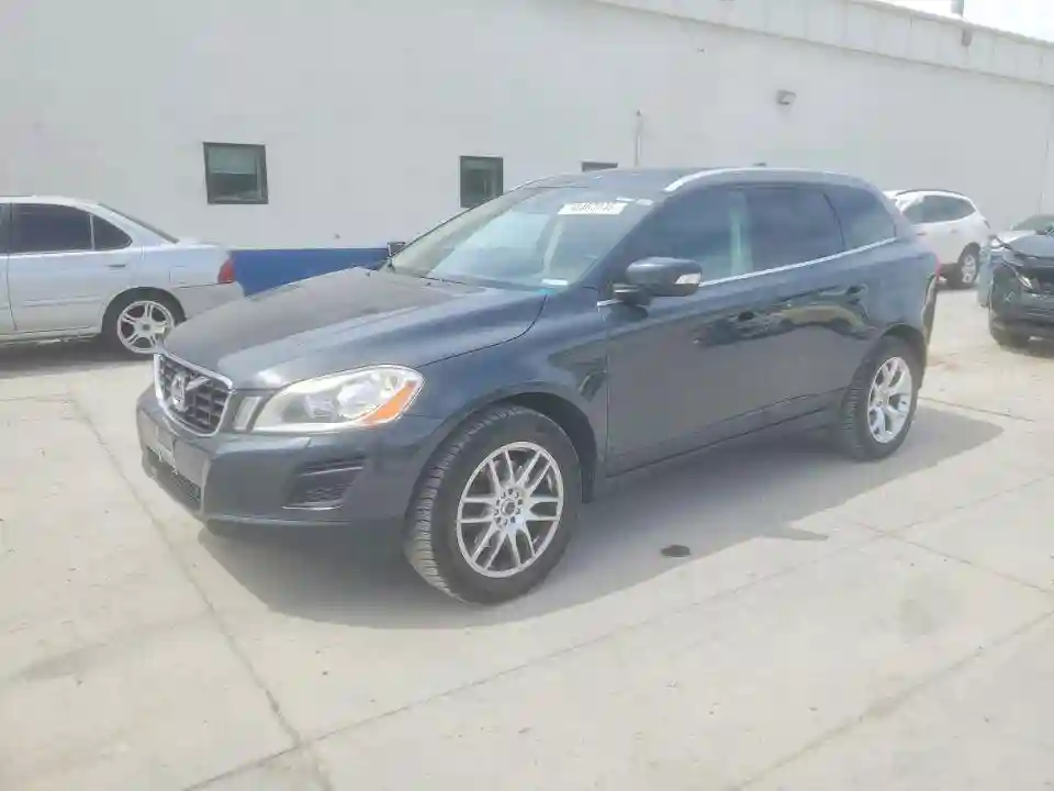 YV4902DZ0D2384932 2013 VOLVO XC60-0