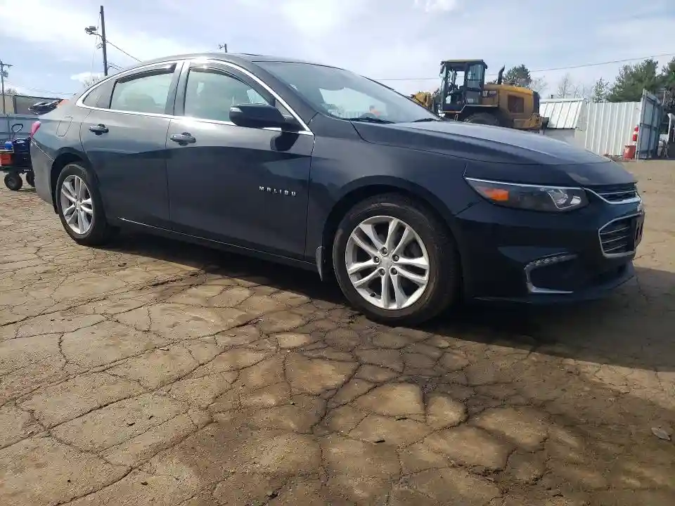 1G1ZD5ST4JF130869 2018 CHEVROLET MALIBU-3