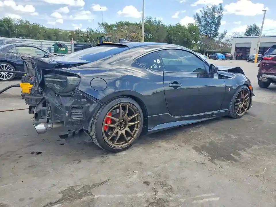 JF1ZNAE10K9702128 2019 TOYOTA 86-2