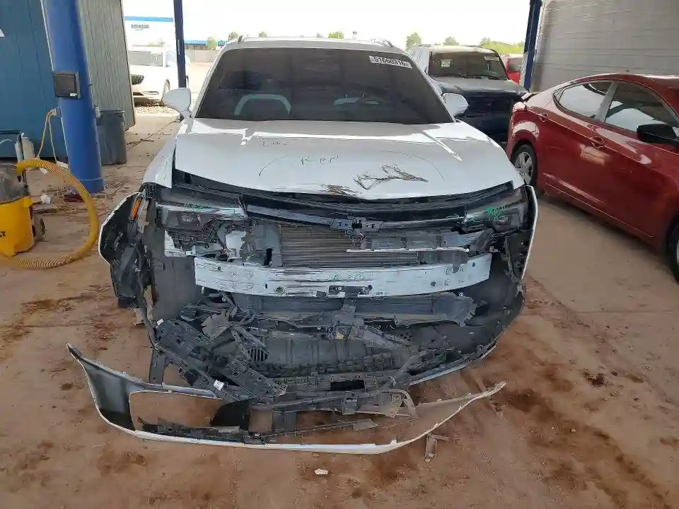 3GNKDBRJ9RS223493 2024 CHEVROLET BLAZER-4