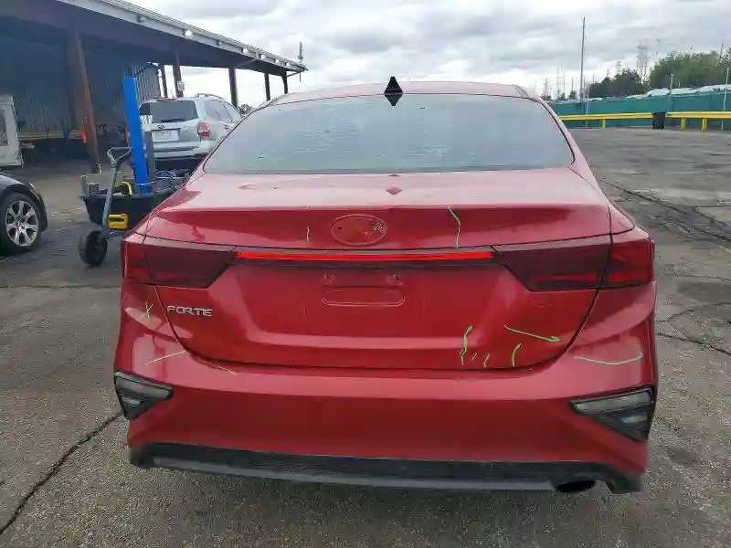 3KPF24AD2LE210592 2020 KIA FORTE LXS-5
