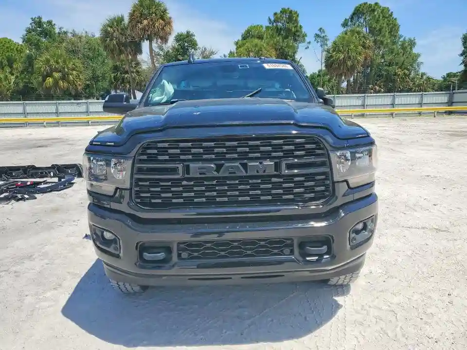 3C6UR5DL0NG185329 2022 RAM 2500-4