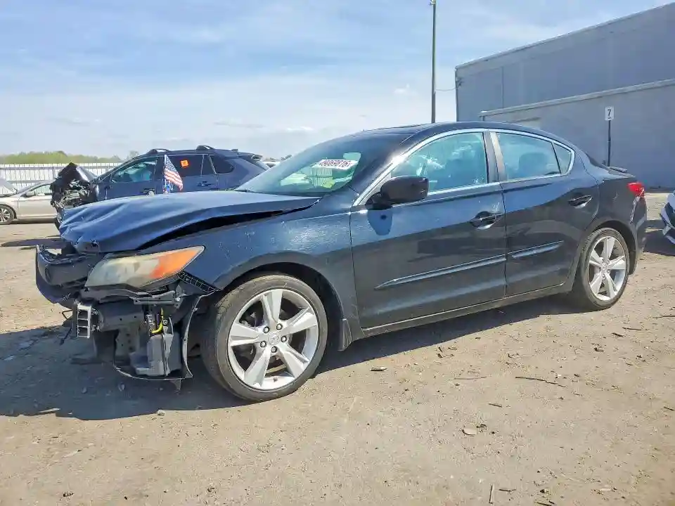 19VDE1F78DE006101 2013 ACURA ILX-0