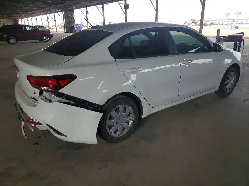 3KPA24AD2ME422971 2021 KIA RIO-2