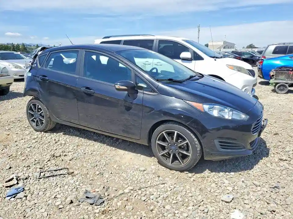 3FADP4EJ2FM221228 2015 FORD FIESTA-3