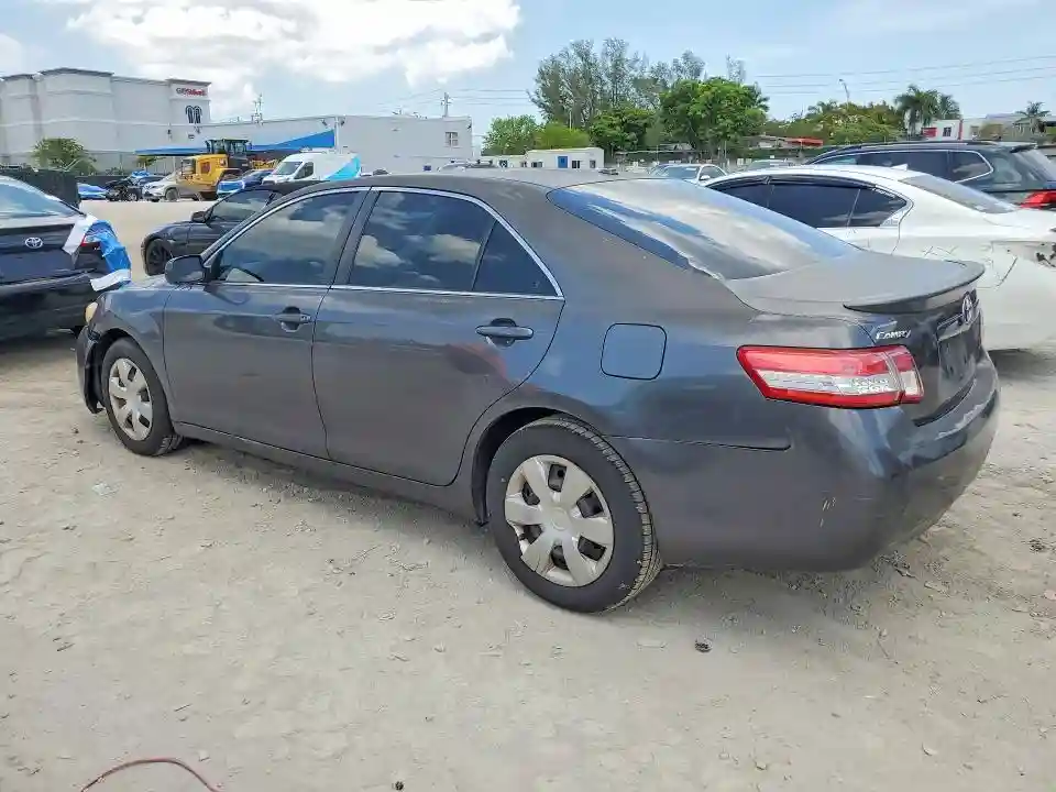4T4BF3EK3AR004705 2010 TOYOTA CAMRY-1