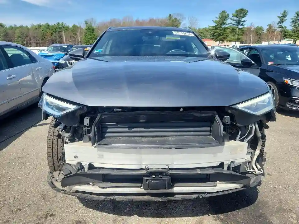 WA1VAAGE3KB006838 2019 AUDI E-TRON-4