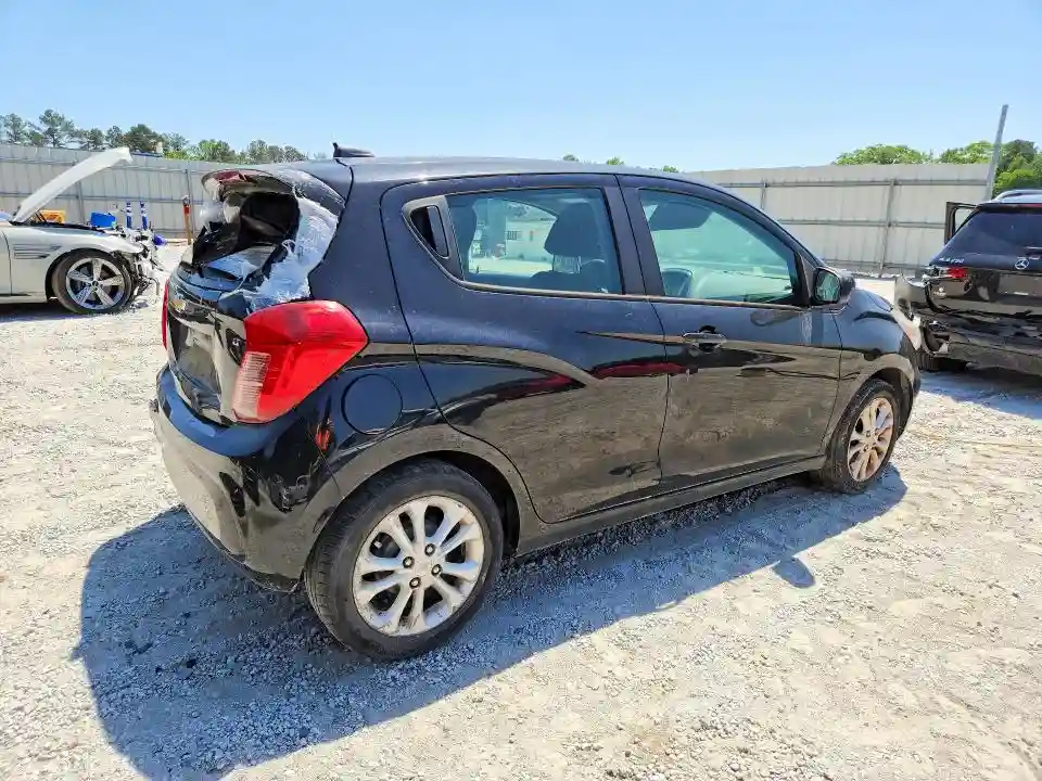 KL8CD6SA3LC446701 2020 CHEVROLET SPARK-2