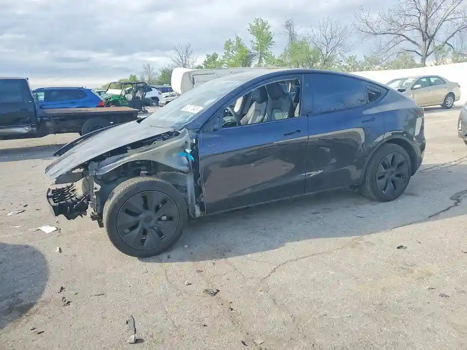 7SAYGDED4RF154410 2024 TESLA MODEL Y-0