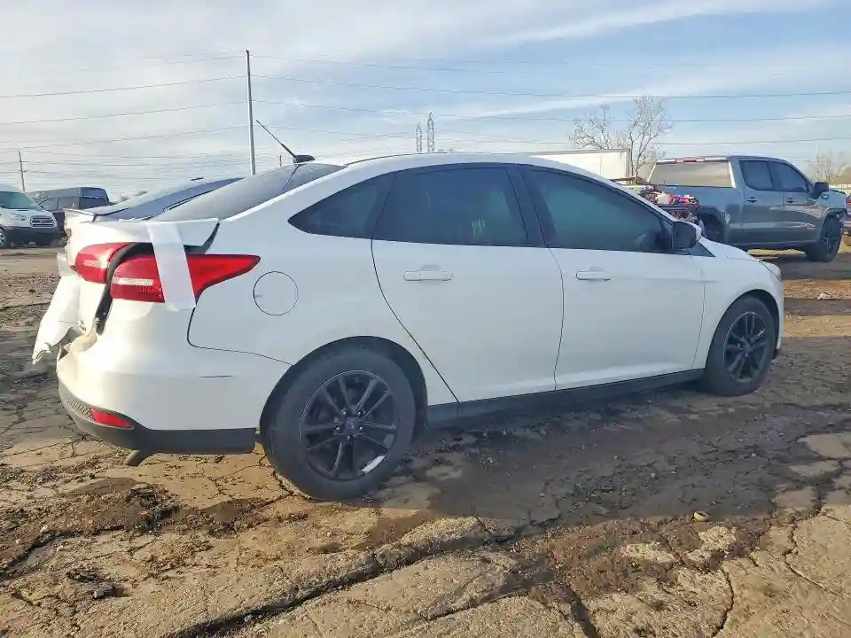1FADP3F26GL389376 2016 FORD FOCUS-2