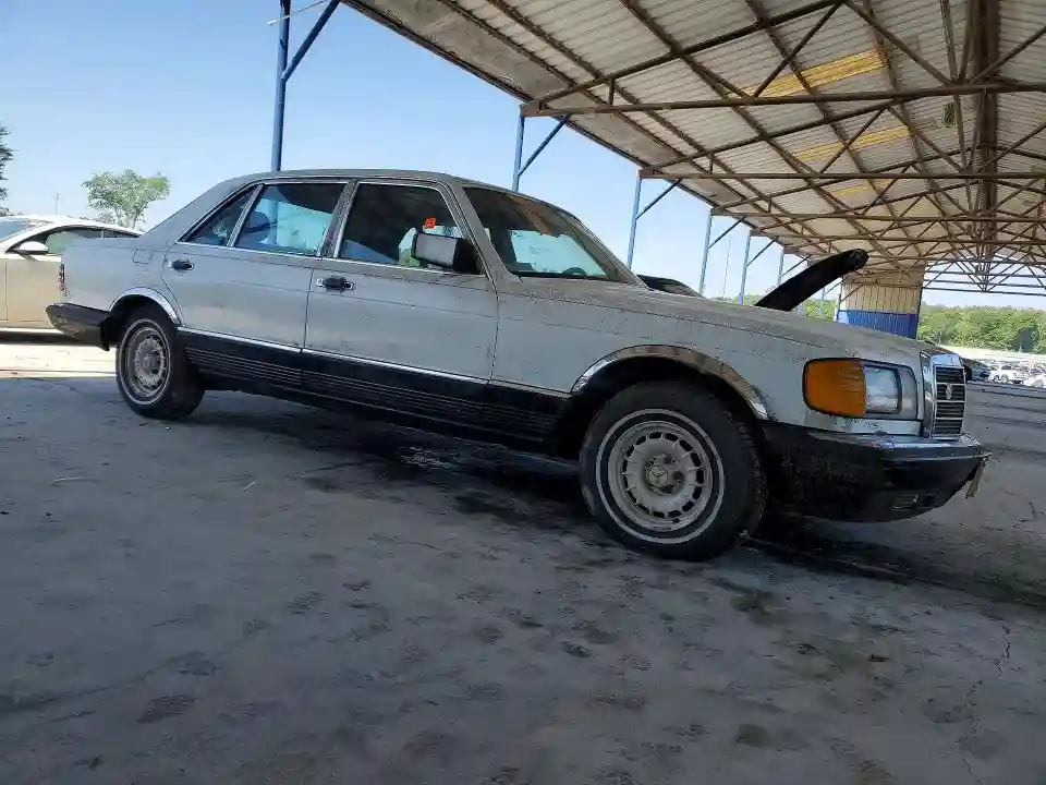 WDBCA37D9FA161372 1985 MERCEDES-BENZ 500-CLASS-3