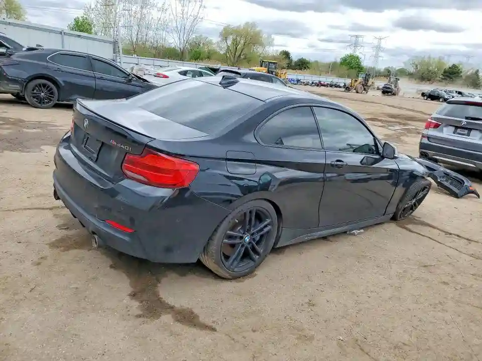 WBA2J7C57JVB28410 2018 BMW M2-2